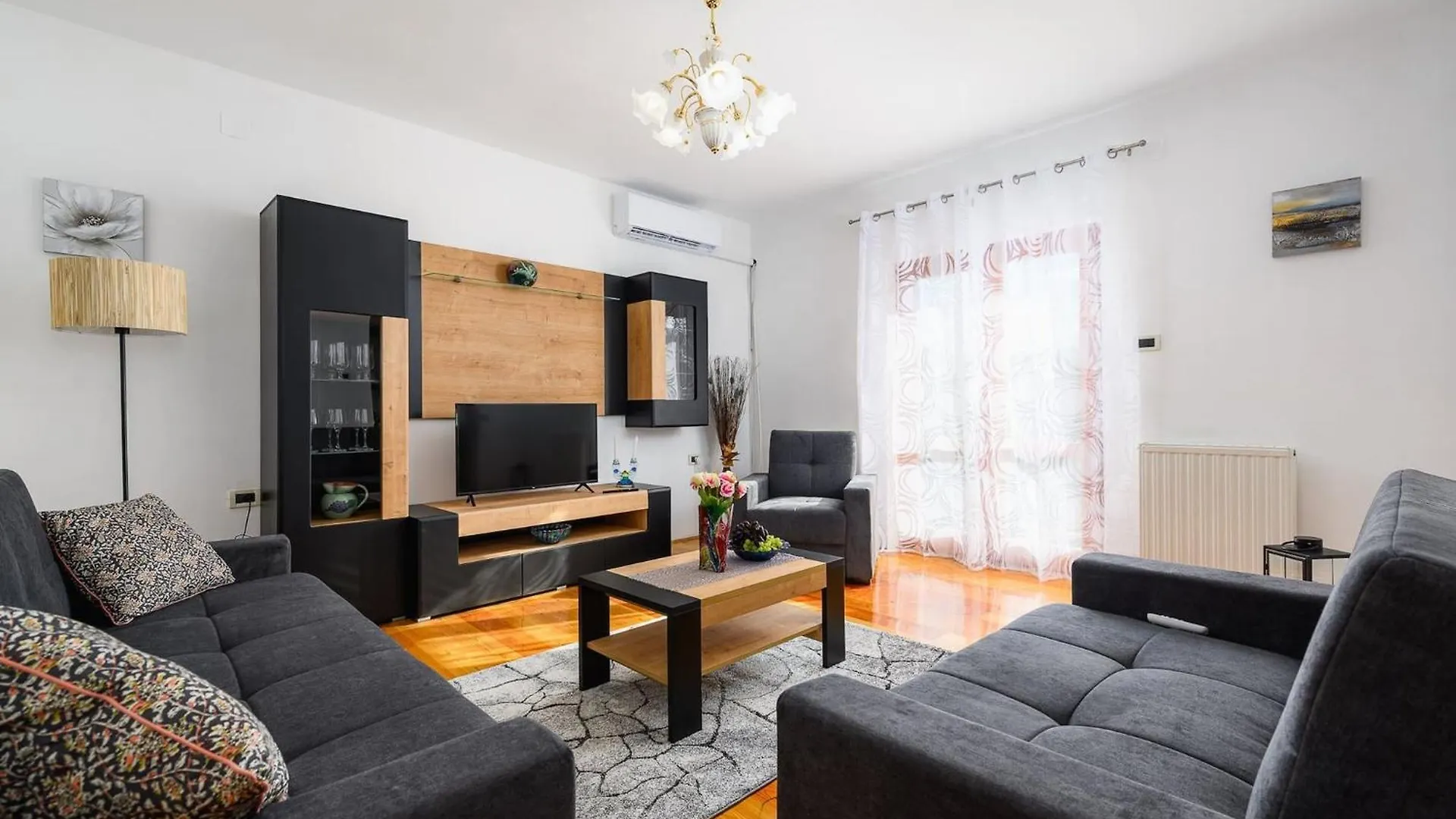 Apartment Lara With Swimming Pool - Paradiz Labin